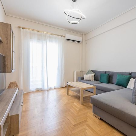 Appartamento Stylish 2 Bd Urban Retreat Near Panormou Metro Atene Esterno foto