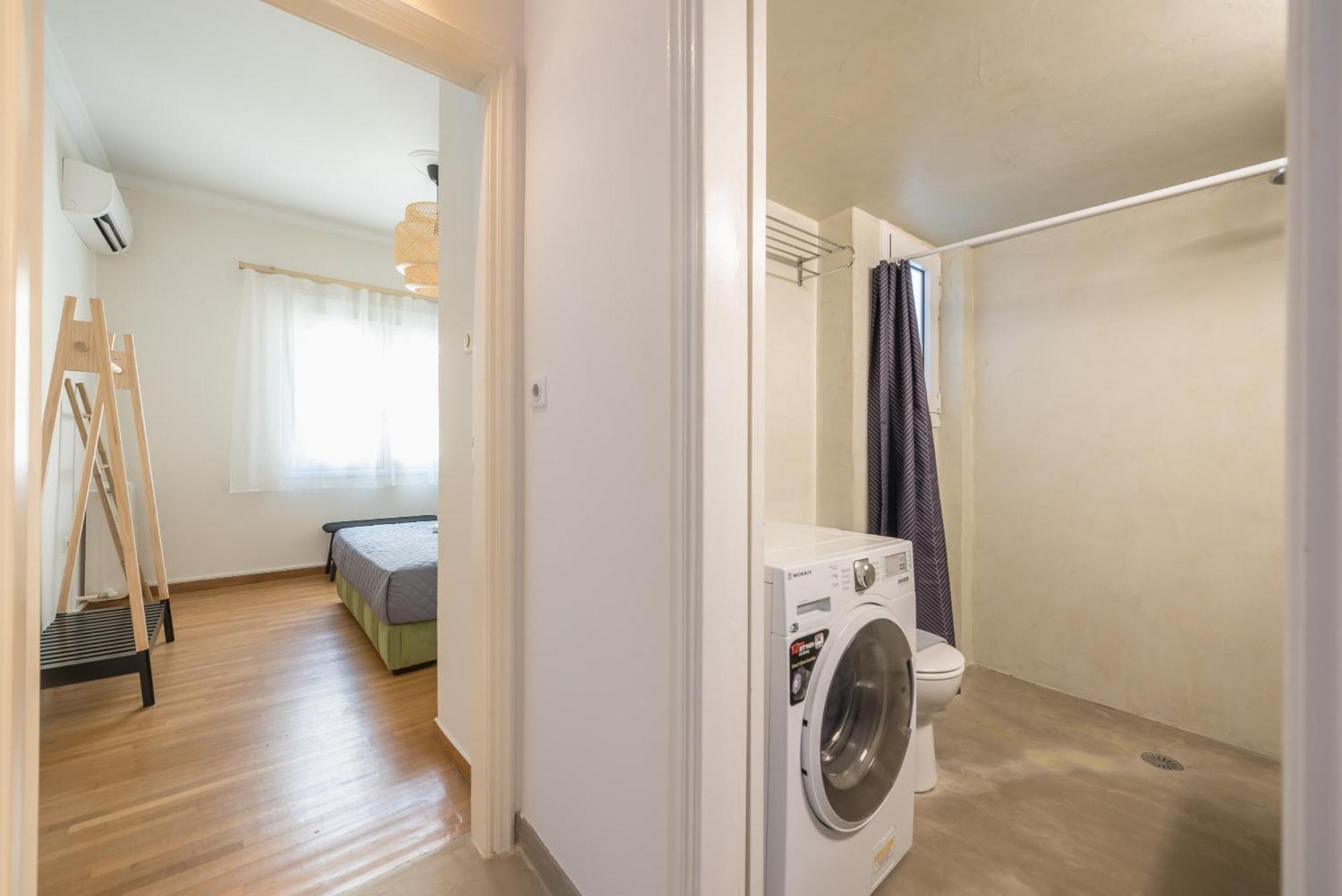 Appartamento Stylish 2 Bd Urban Retreat Near Panormou Metro Atene Esterno foto