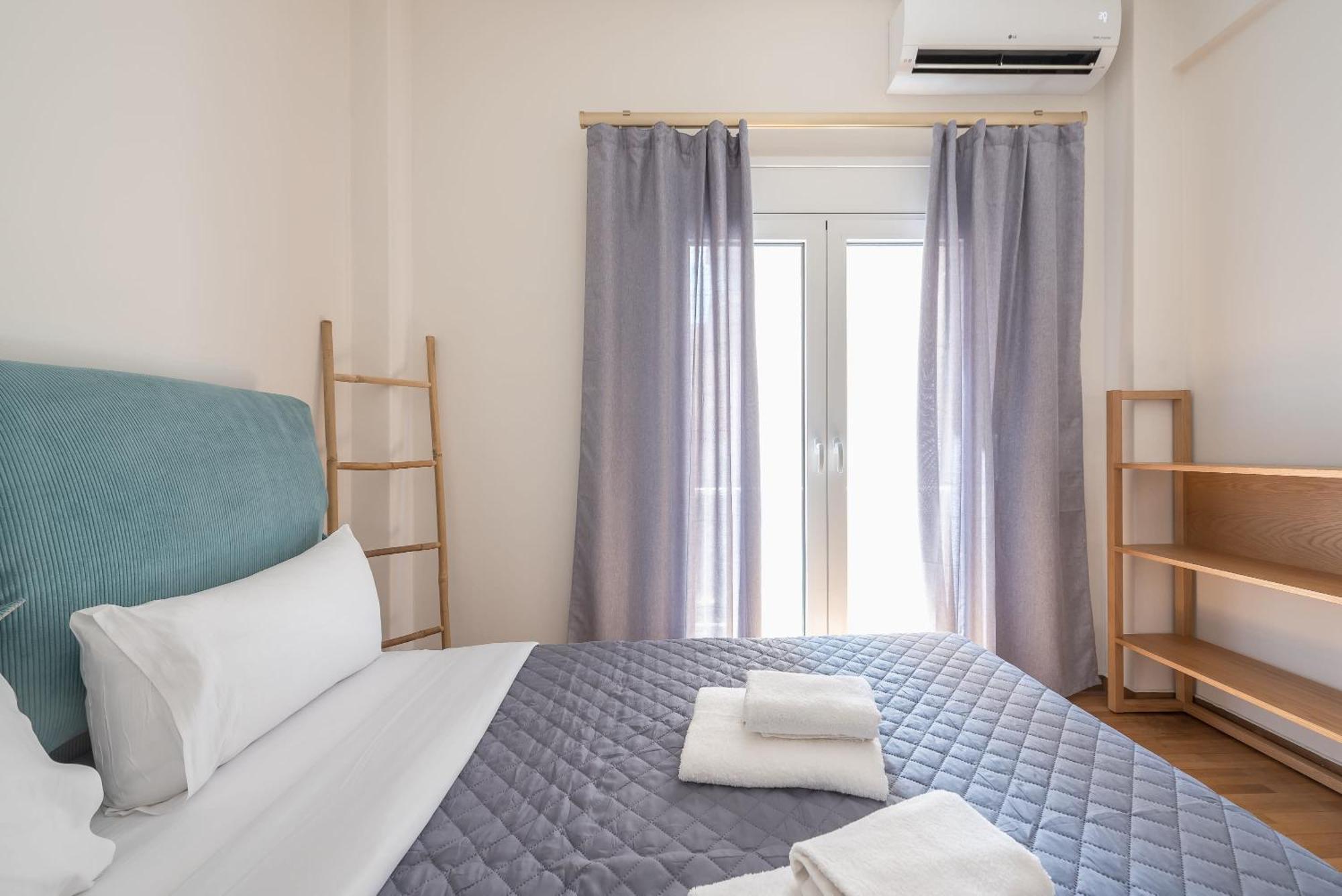 Appartamento Stylish 2 Bd Urban Retreat Near Panormou Metro Atene Esterno foto