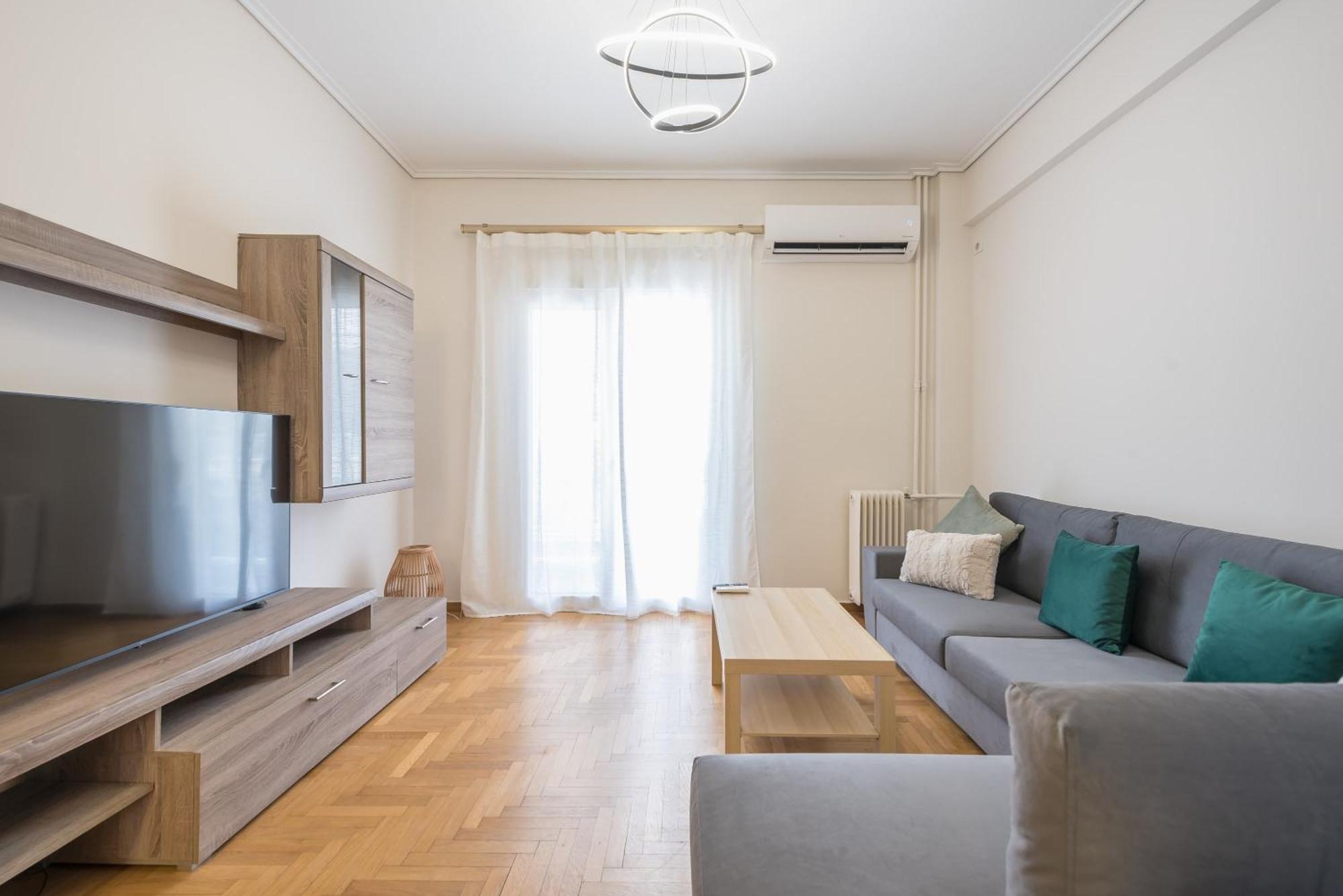 Appartamento Stylish 2 Bd Urban Retreat Near Panormou Metro Atene Esterno foto